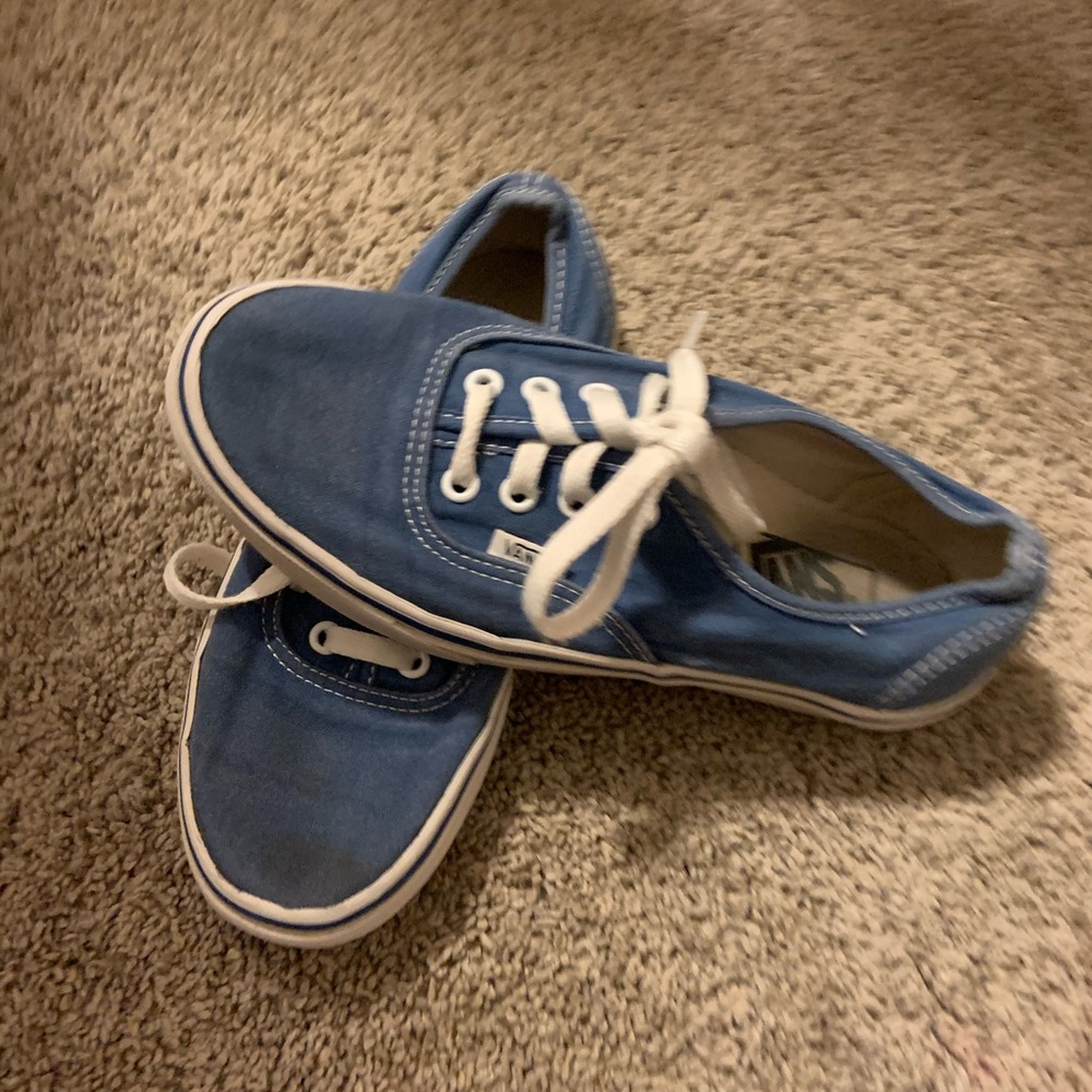 Vans - Picture 2 of 2